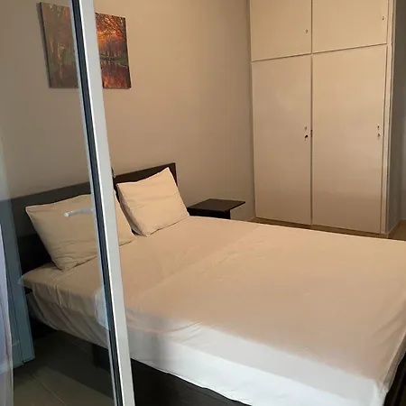 Are Welcome Apartment *